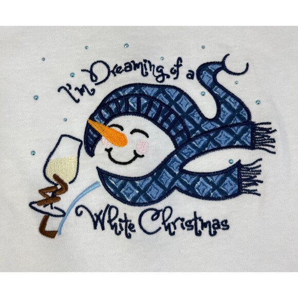 NEW I'm Dreaming Of A White Christmas T-Shirt Women's Large White MC Sportswear - Picture 2 of 6